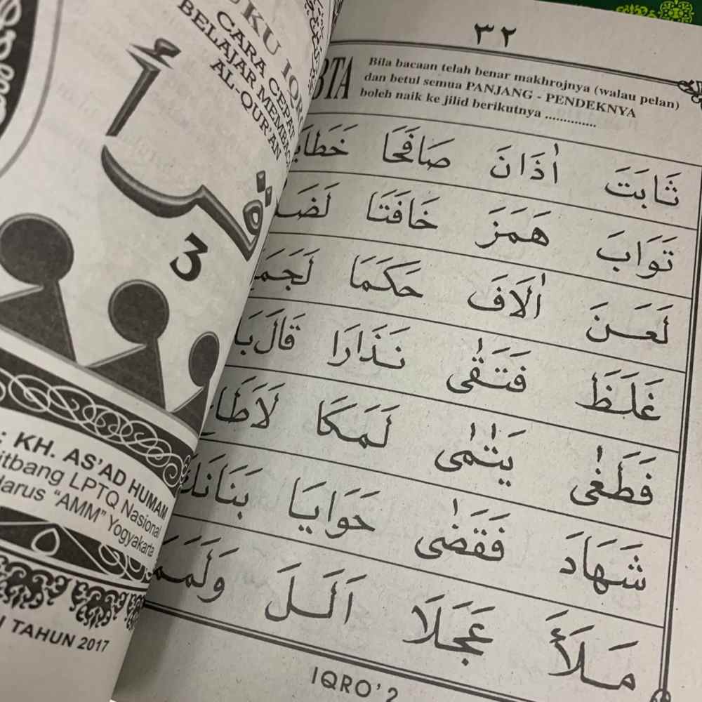 Buku IQRO Kecil dan Buku IQRO Besar